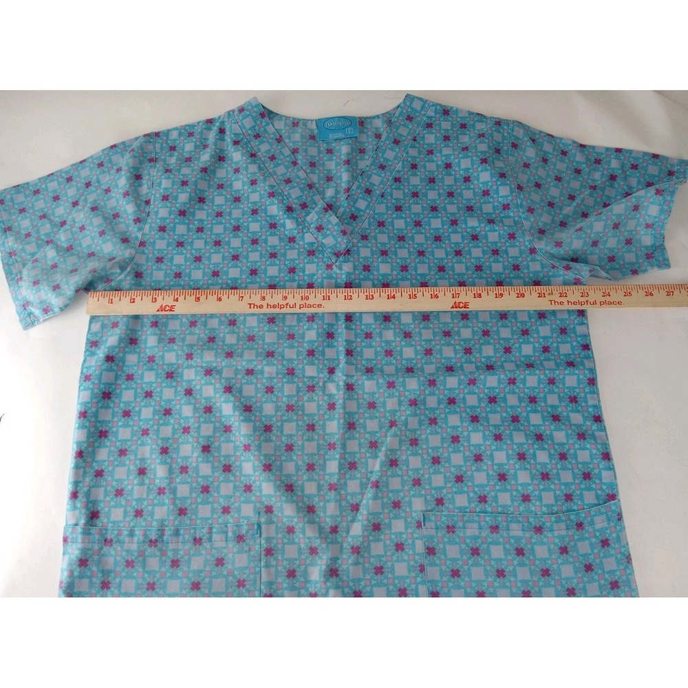 Lot of 2 Carol's Scrubs, The Scrubs  Co Women's Size Large  V-Neck Top - Picture 11 of 15